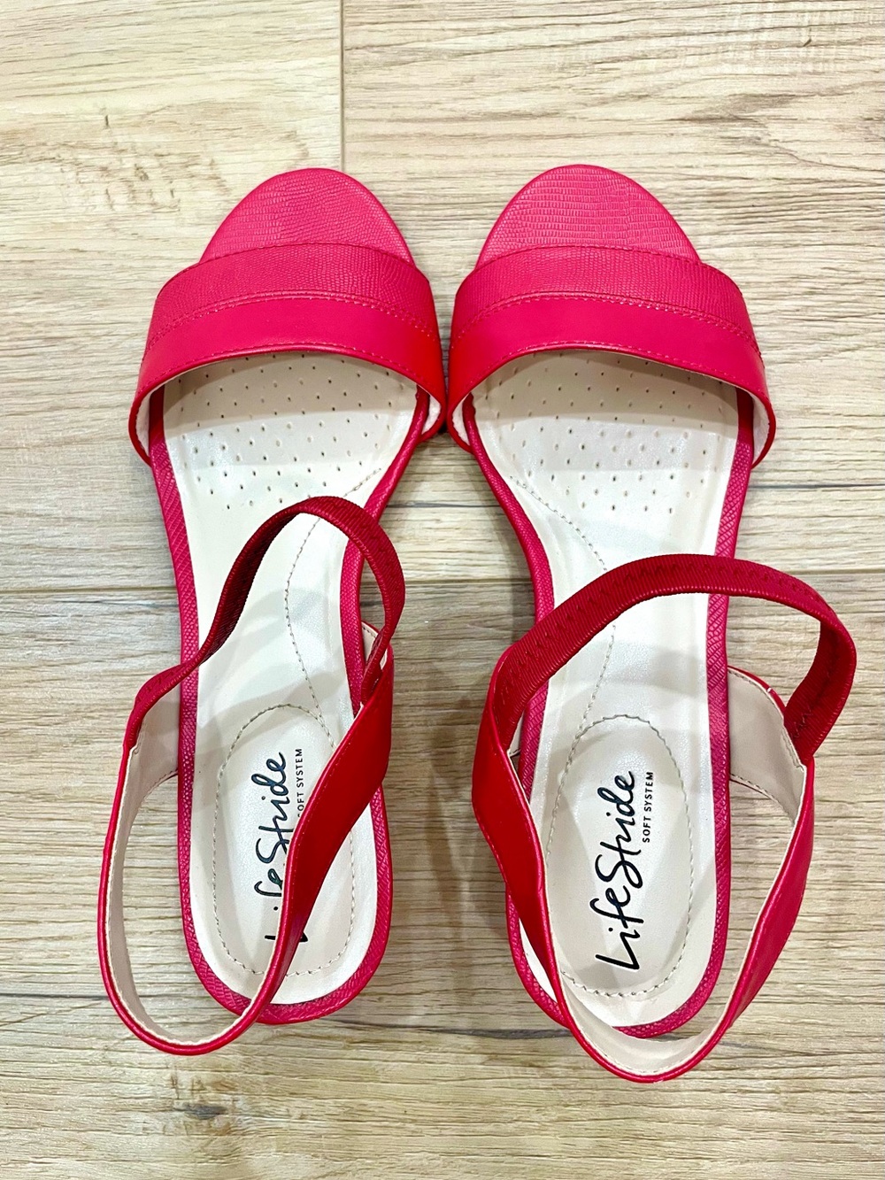 LifeStride Yuma‎ Red Lizard Wedge Sandals Size 9M EXCELLENT - Picture 2 of 9